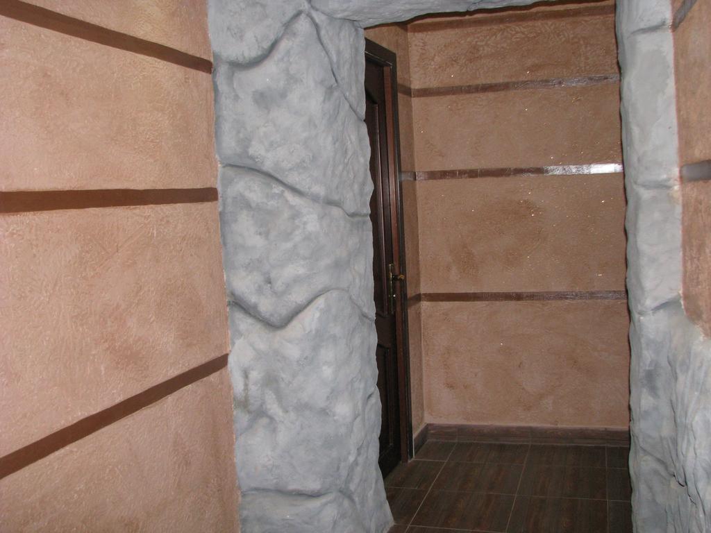 Princ Plaza Hotel Jerevan Rum bild